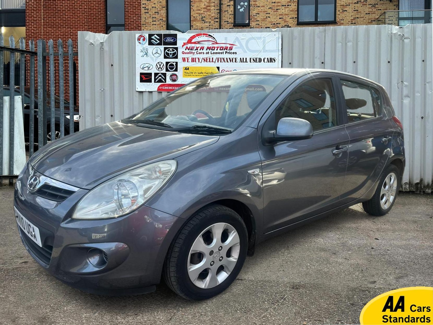 Used Hyundai i20 2010 for sale - 77456716: Photo 2