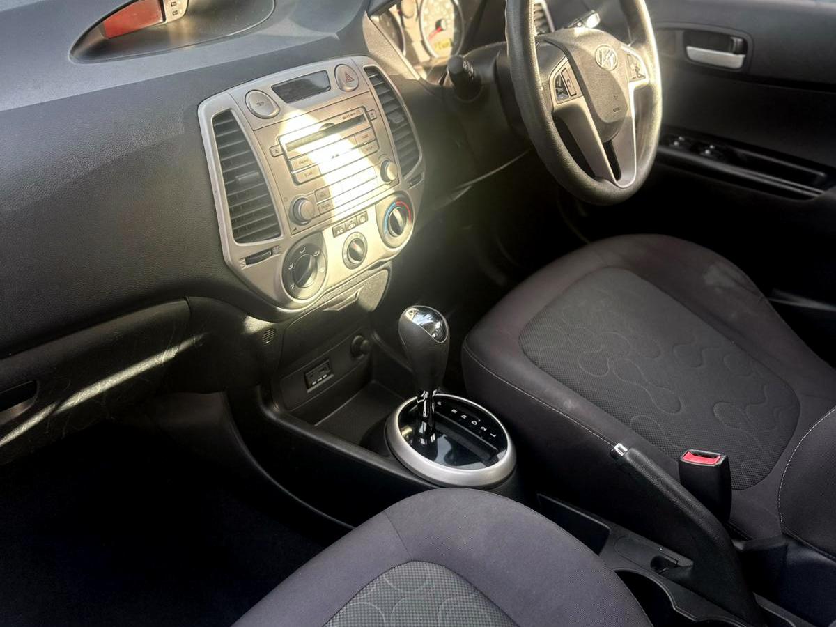 Used Hyundai i20 2010 for sale - 77456716: Photo 22