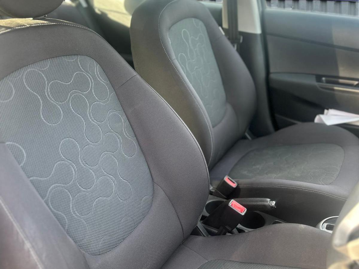 Used Hyundai i20 2010 for sale - 77456716: Photo 23