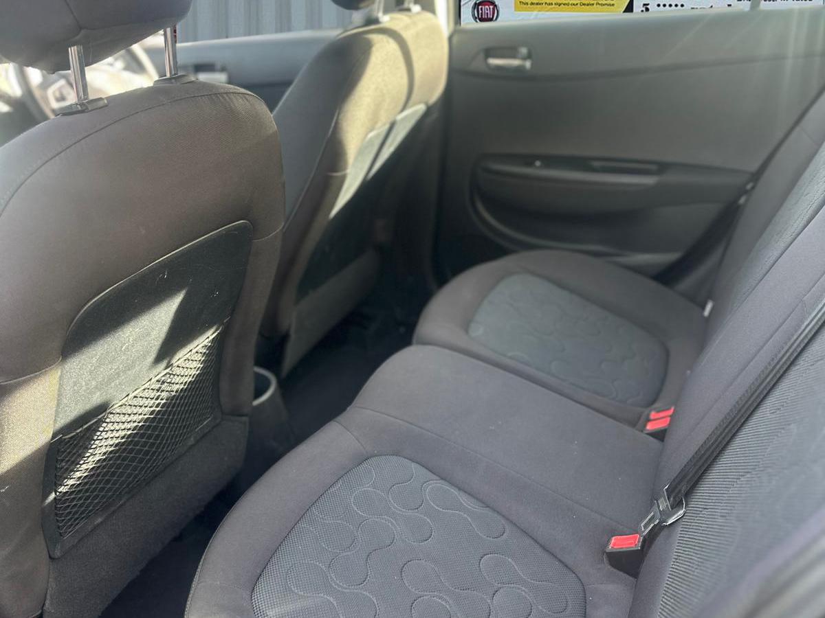 Used Hyundai i20 2010 for sale - 77456716: Photo 24