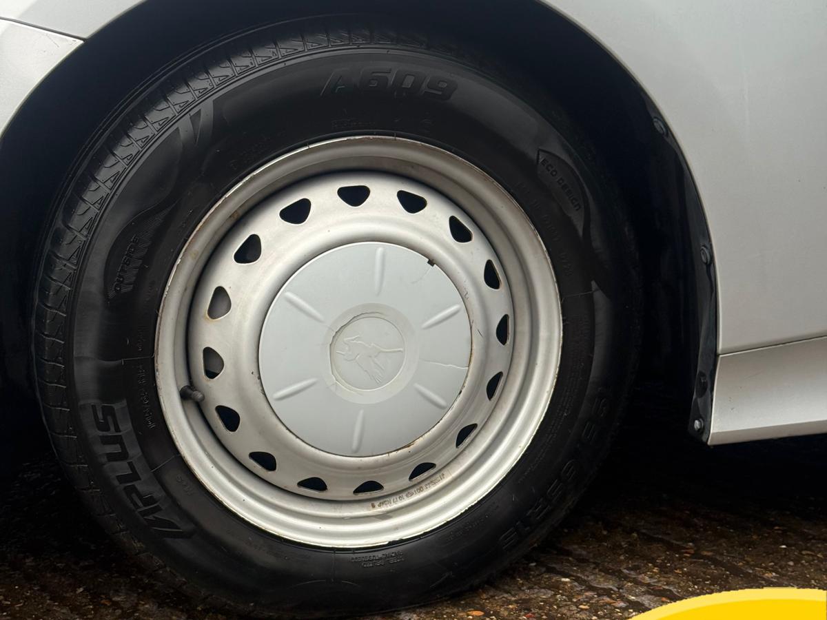 Used Toyota Prius 2022 for sale - 77988616: Photo 11