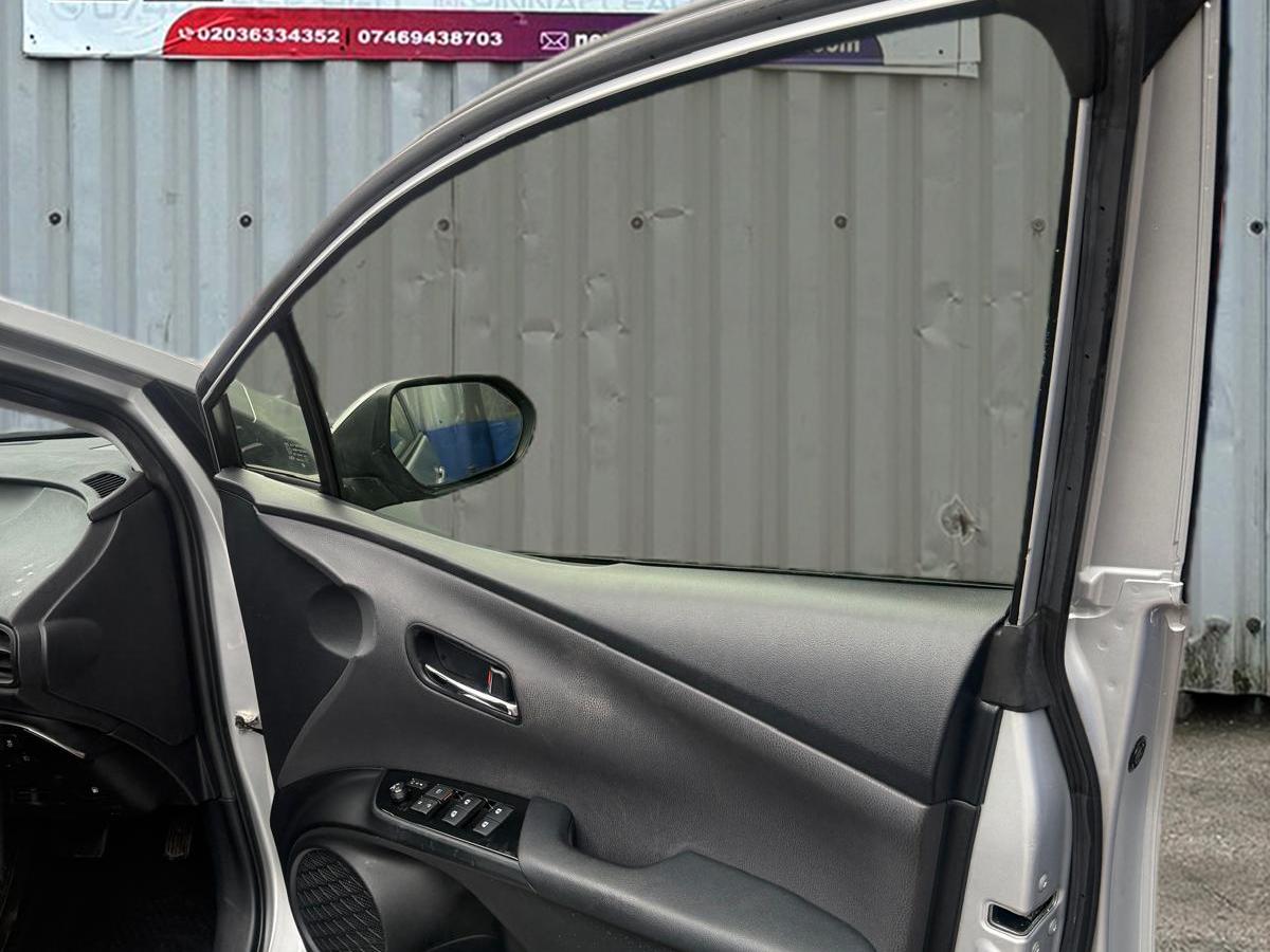 Used Toyota Prius 2022 for sale - 77988616: Photo 17