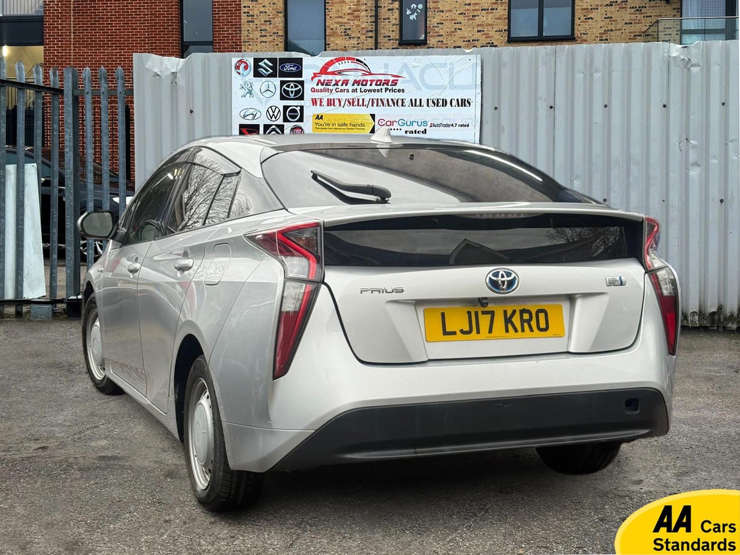 Used Toyota Prius 2022 for sale - 77988616: Photo 3