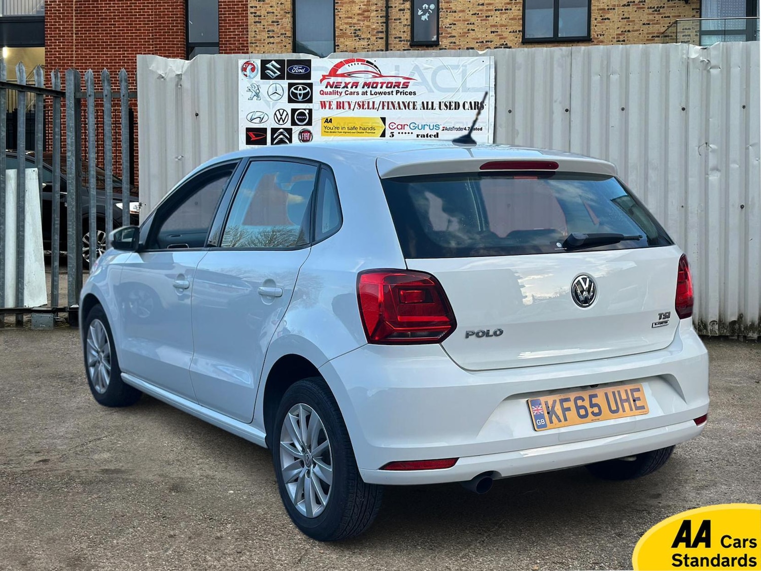 Used Volkswagen Polo 2015 for sale - 78060573: Photo 10