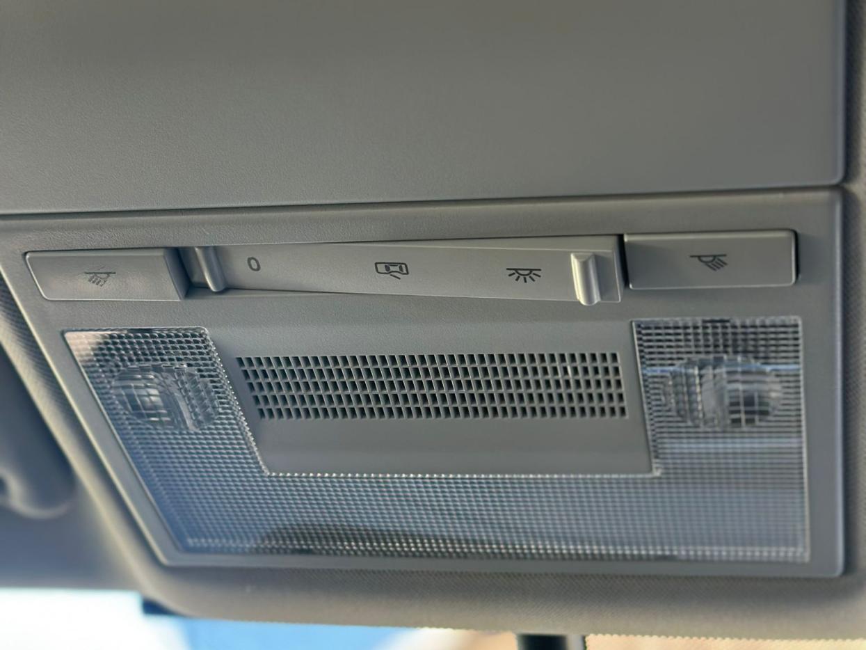 Used Volkswagen Polo 2015 for sale - 78060573: Photo 18