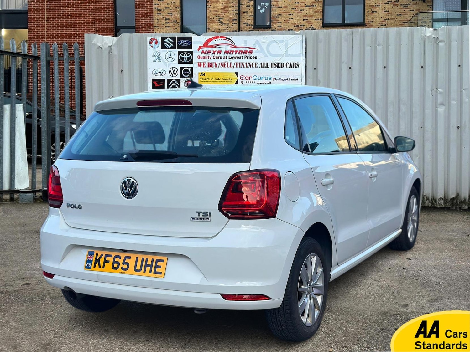 Used Volkswagen Polo 2015 for sale - 78060573: Photo 6