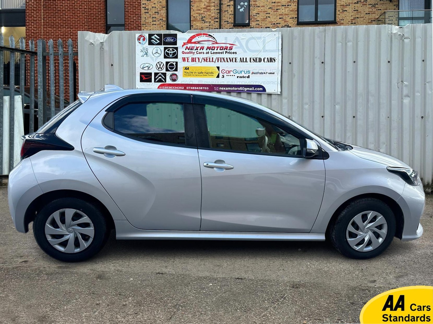 Used Toyota Yaris for sale - 77837374: Photo 11