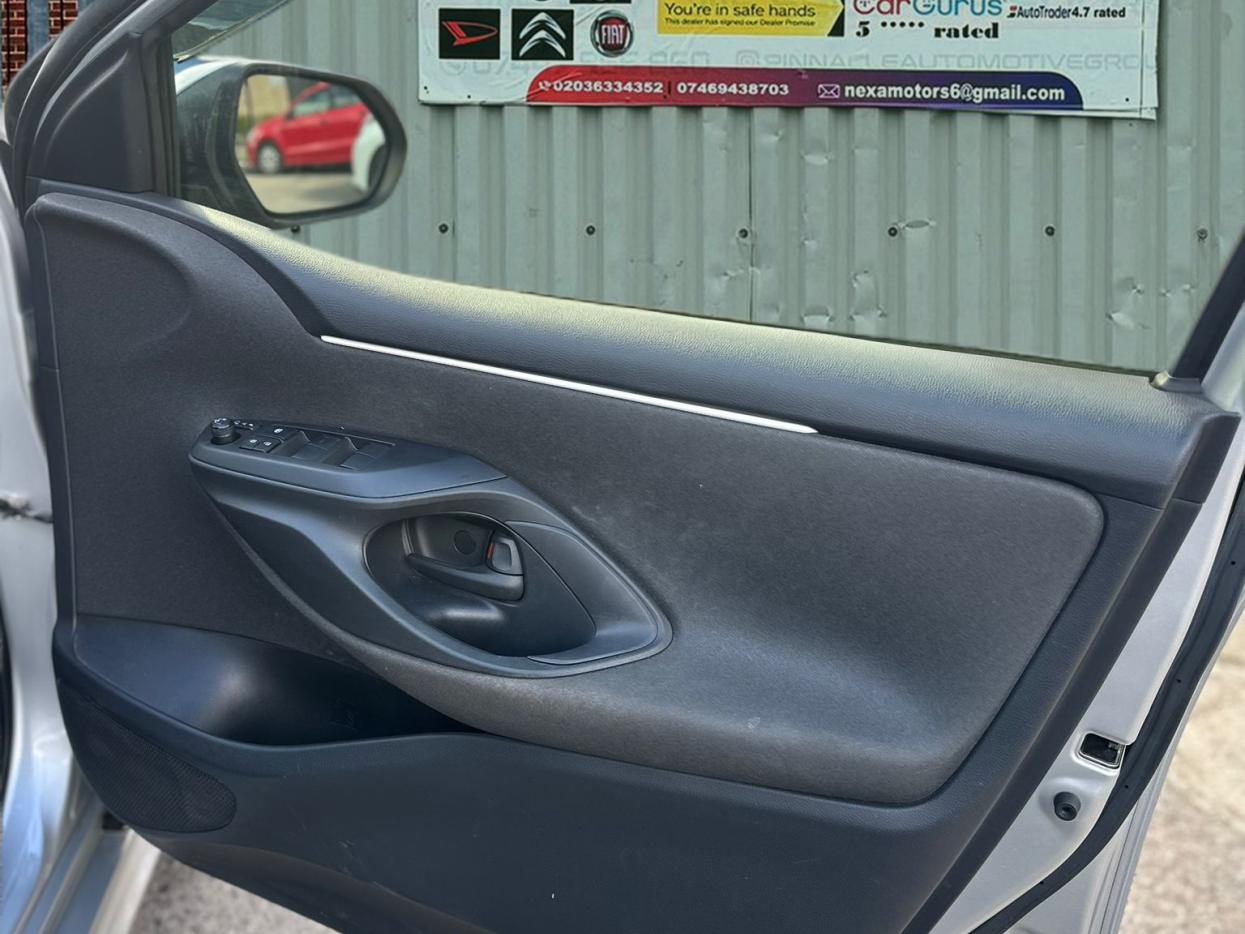 Used Toyota Yaris for sale - 77837374: Photo 27