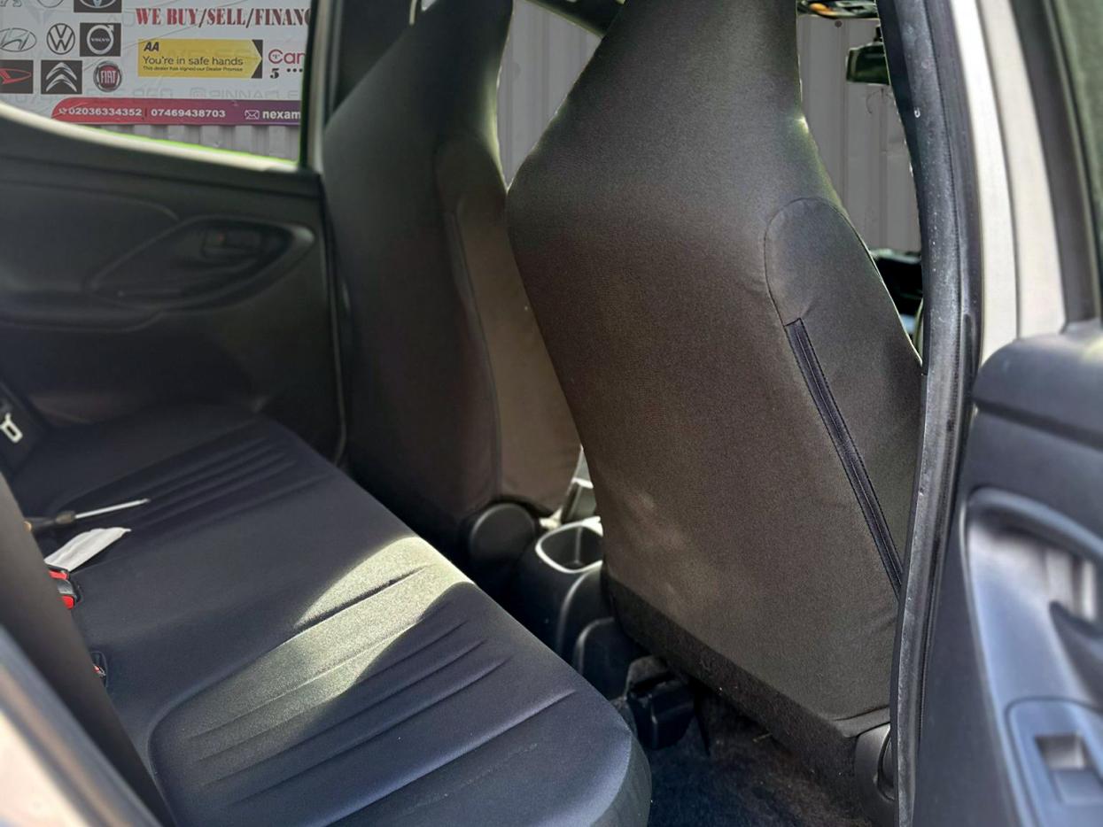 Used Toyota Yaris for sale - 77837374: Photo 28