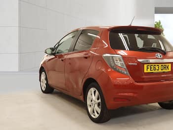 Used Toyota Yaris 2013 for sale - 79649730: Photo