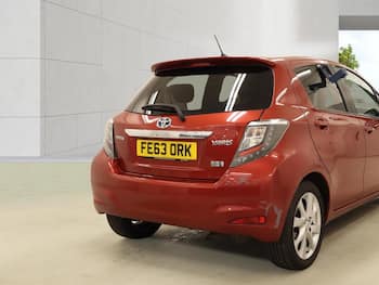 Used Toyota Yaris 2013 for sale - 79649730: Photo