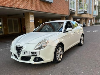 Used Alfa Romeo Giulietta 2012 for sale - 79459990: Photo