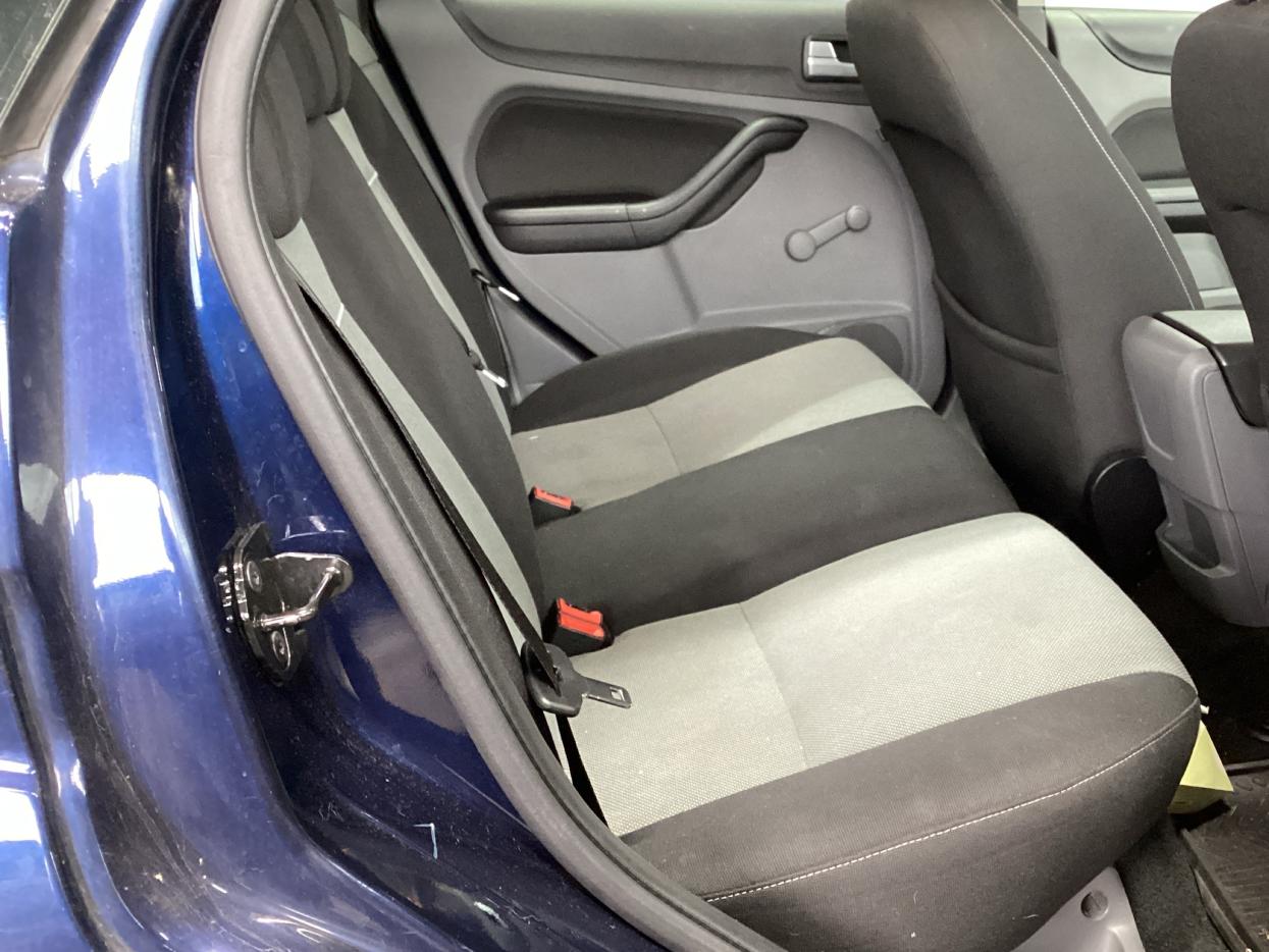 Used Ford Focus 2010 for sale - 78085651: Photo 6