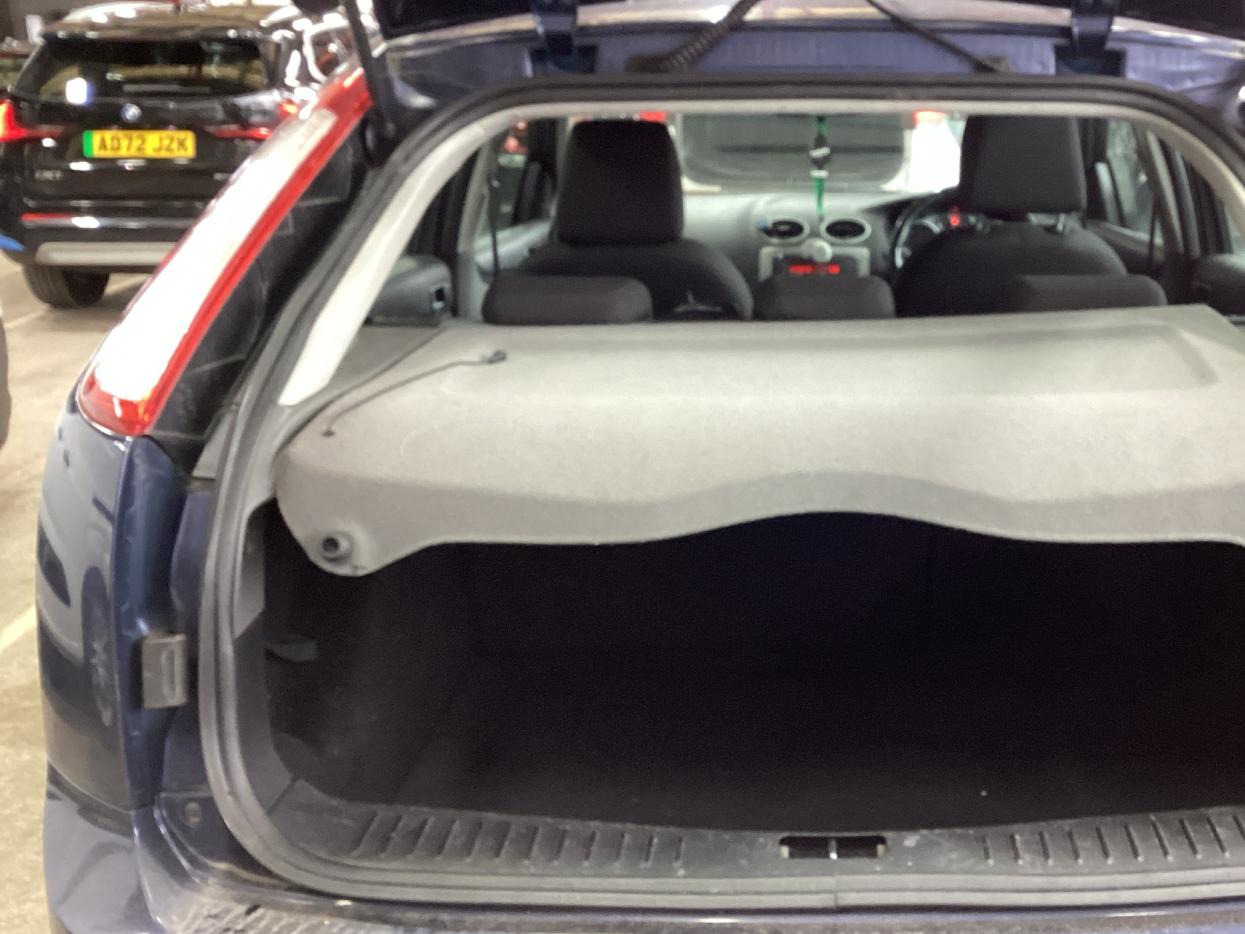 Used Ford Focus 2010 for sale - 78085651: Photo 7