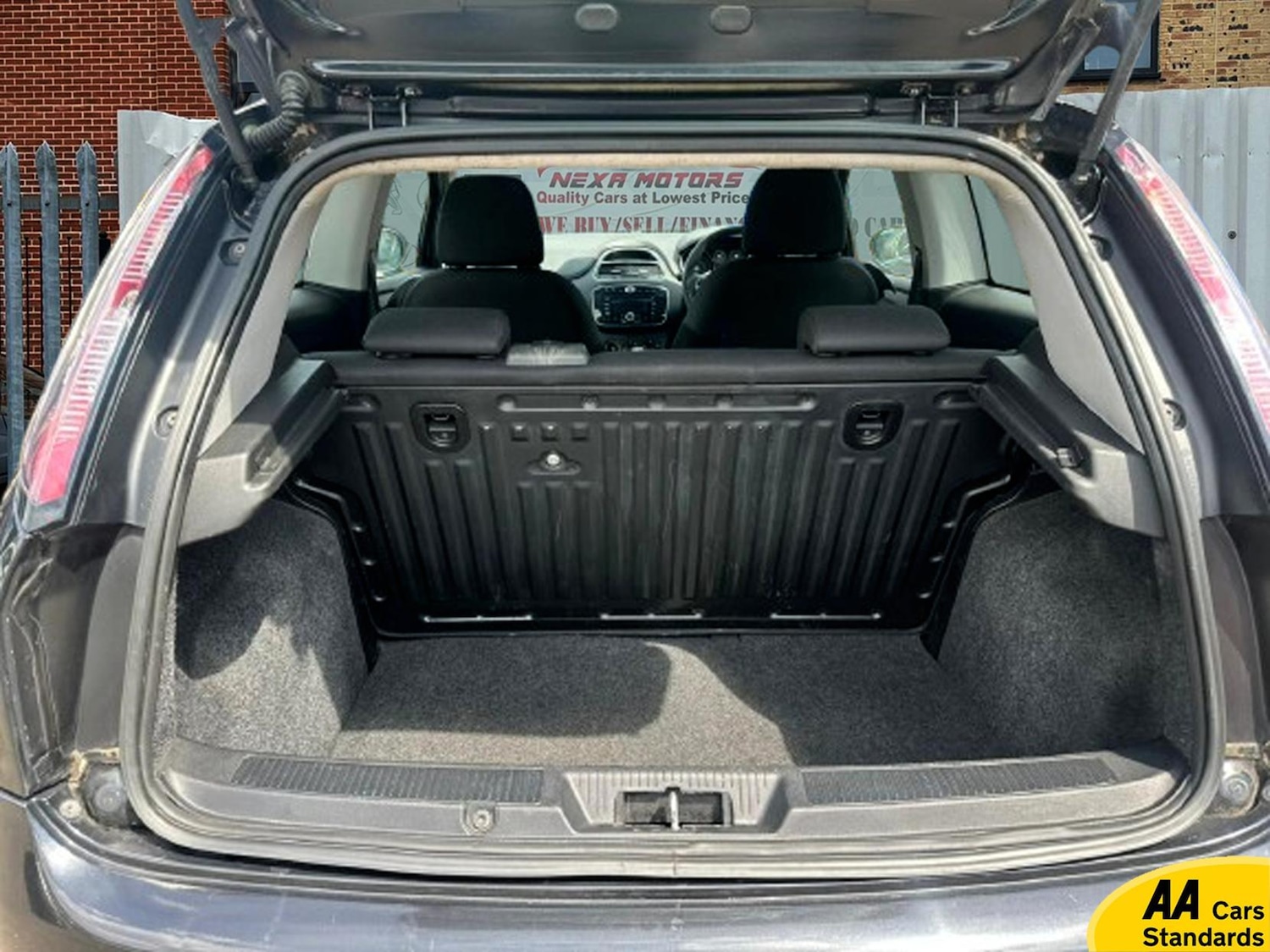 Used Fiat Punto 2013 for sale - 77456702: Photo 19