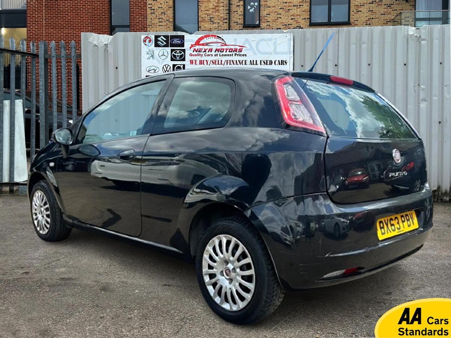 Used Fiat Punto 2013 for sale - 77456702: Photo 4