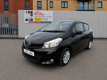 Used Toyota Yaris 2024 for sale - 78821204: Photo