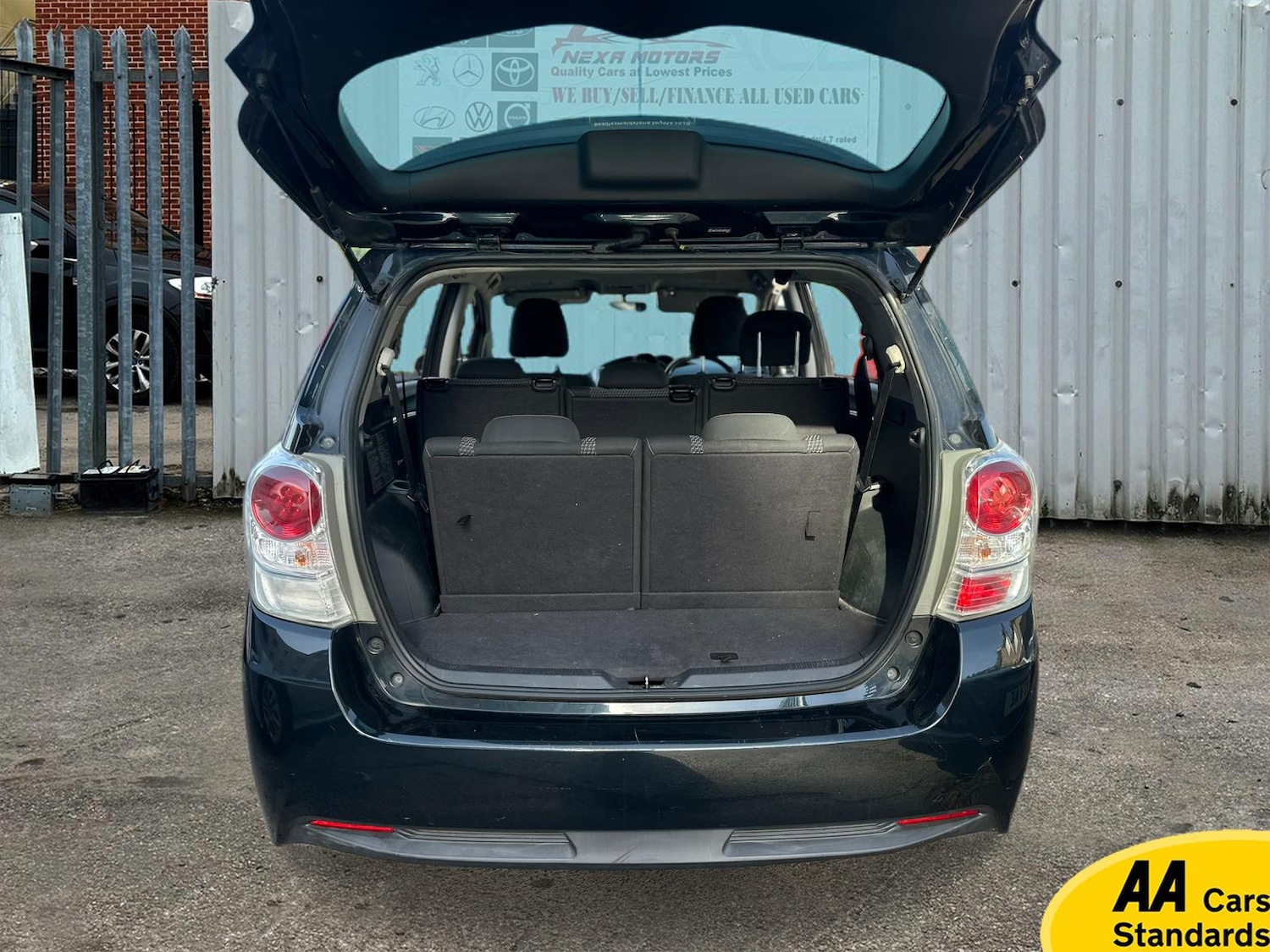 Used Toyota Verso 2014 for sale - 78176440: Photo 7