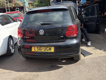 Used Volkswagen Polo 2011 for sale - 79614617: Photo