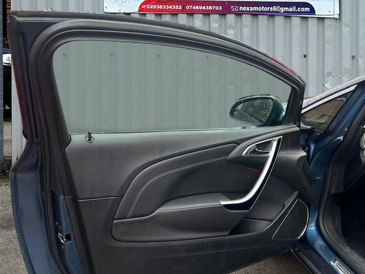 Used Vauxhall Astra GTC 2013 for sale - 77456738: Photo 19