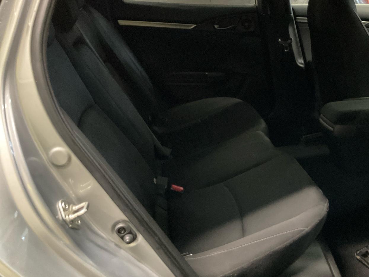 Used Honda Civic 2017 for sale - 77662149: Photo 10