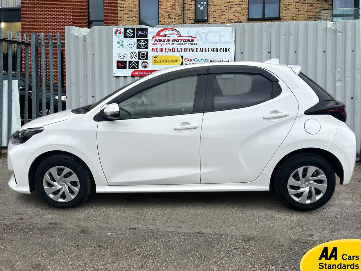 Used Toyota Yaris for sale - 77903529: Photo 3