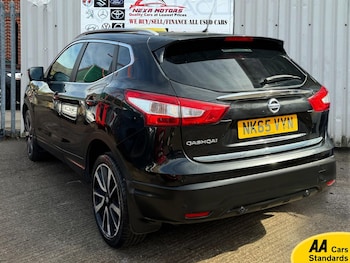 Used Nissan Qashqai 2015 for sale - 77456697: Photo