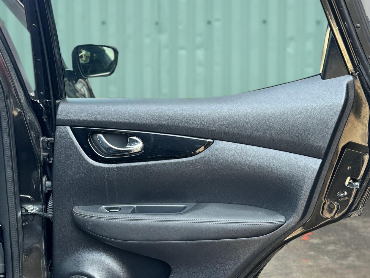 Used Nissan Qashqai 2015 for sale - 77456697: Photo 9