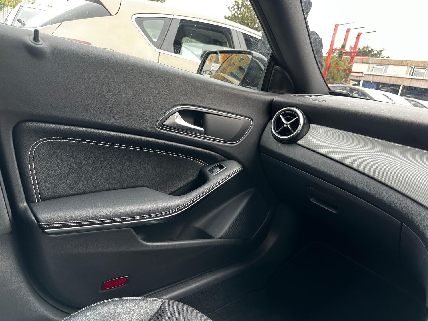 Used Mercedes-Benz CLA 2015 for sale - 77456723: Photo 32