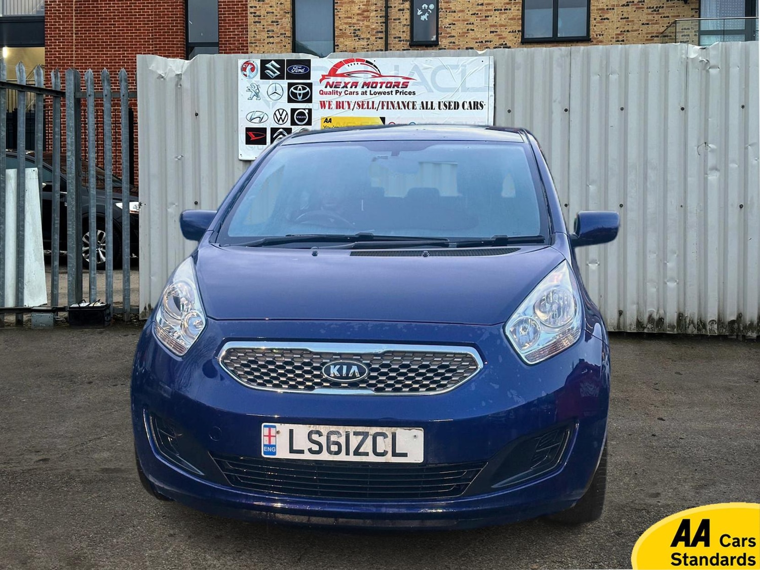 Used Kia Venga 2011 for sale - 77456667: Photo 4