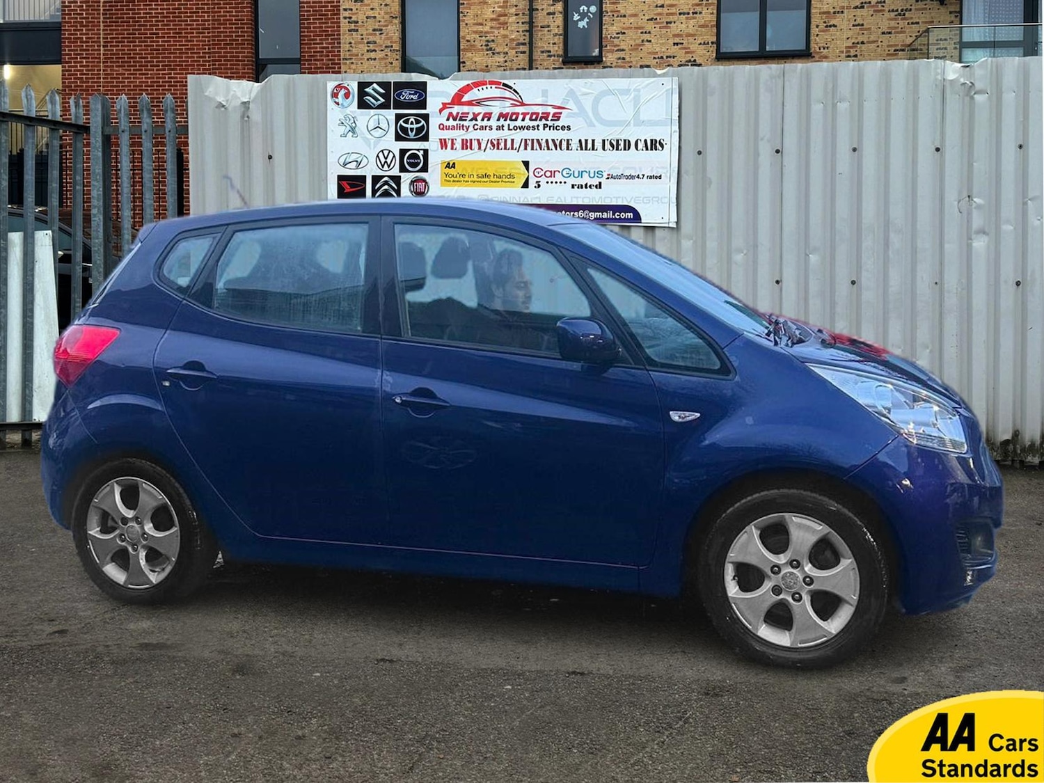 Used Kia Venga 2011 for sale - 77456667: Photo 5
