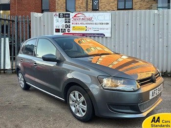 Used Volkswagen Polo 2010 for sale - 77456730: Photo