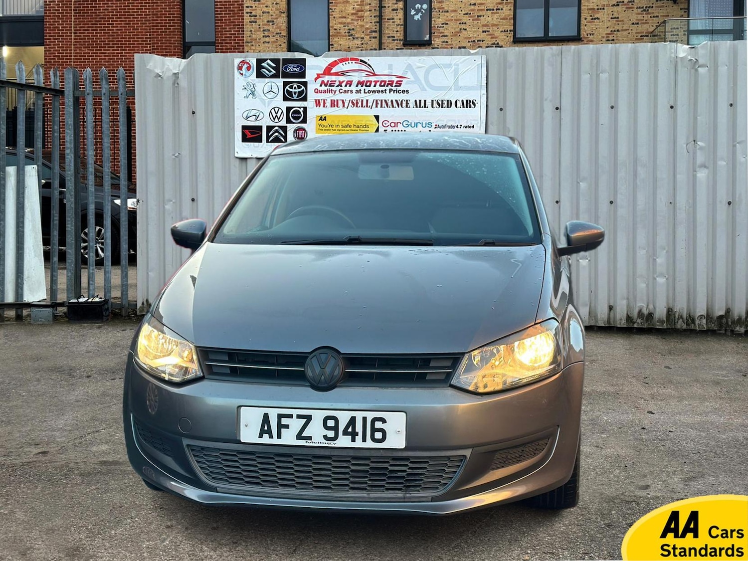Used Volkswagen Polo 2010 for sale - 77456730: Photo 3