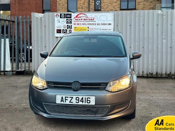 Used Volkswagen Polo 2010 for sale - 77456730: Photo