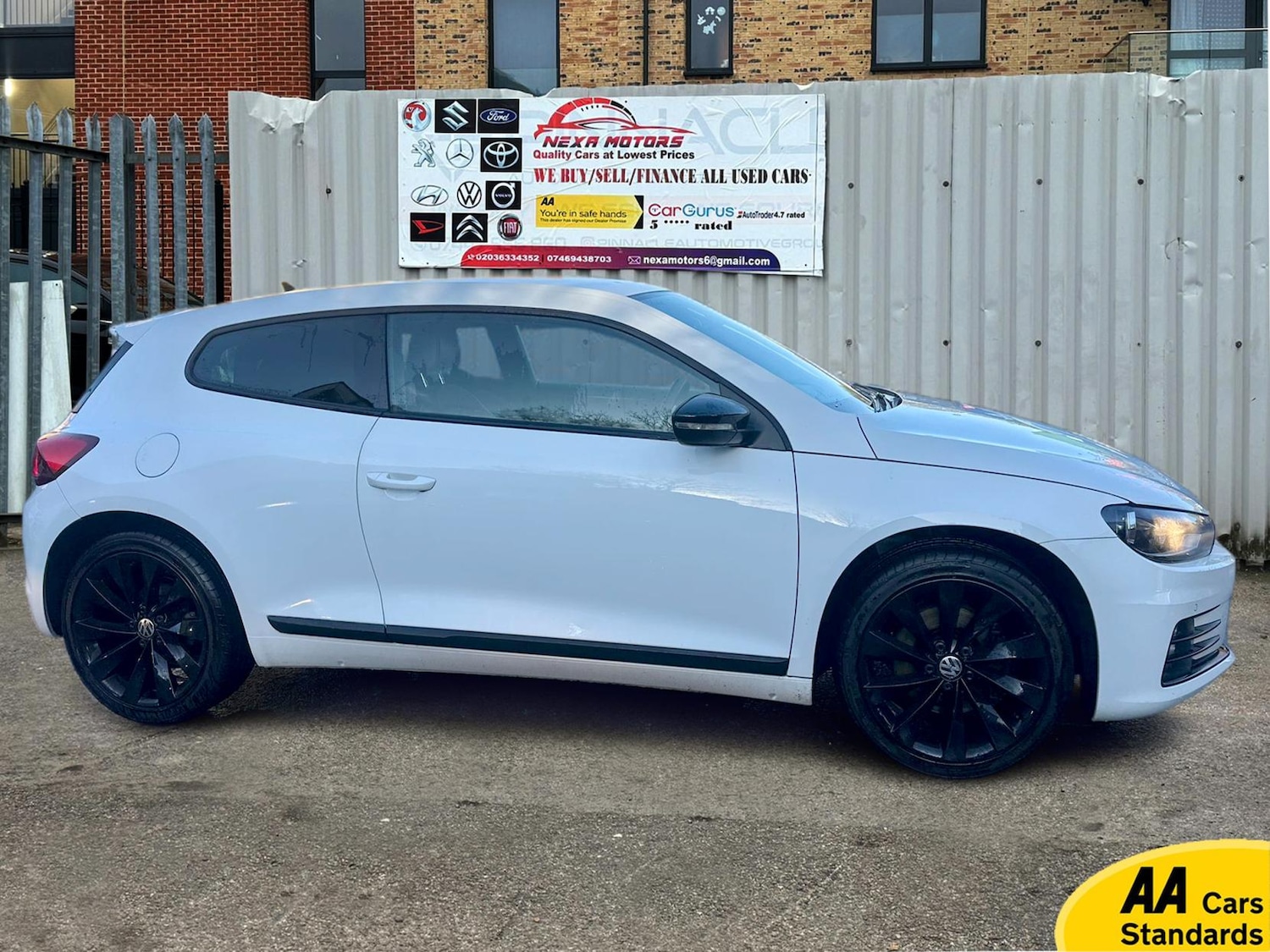 Used Volkswagen Scirocco 2016 for sale - 77456725: Photo 2