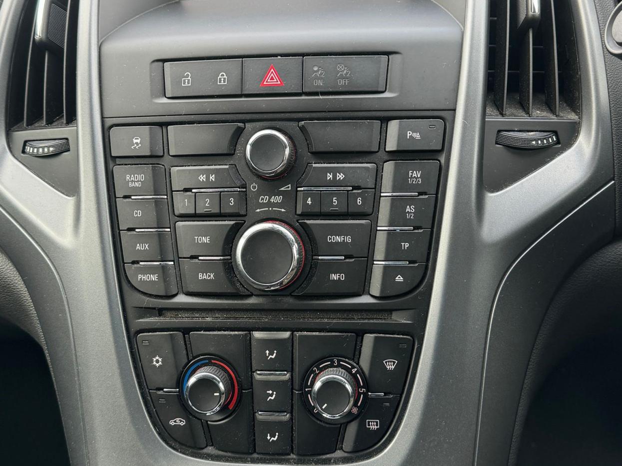 Used Vauxhall Astra 2012 for sale - 77456692: Photo 22