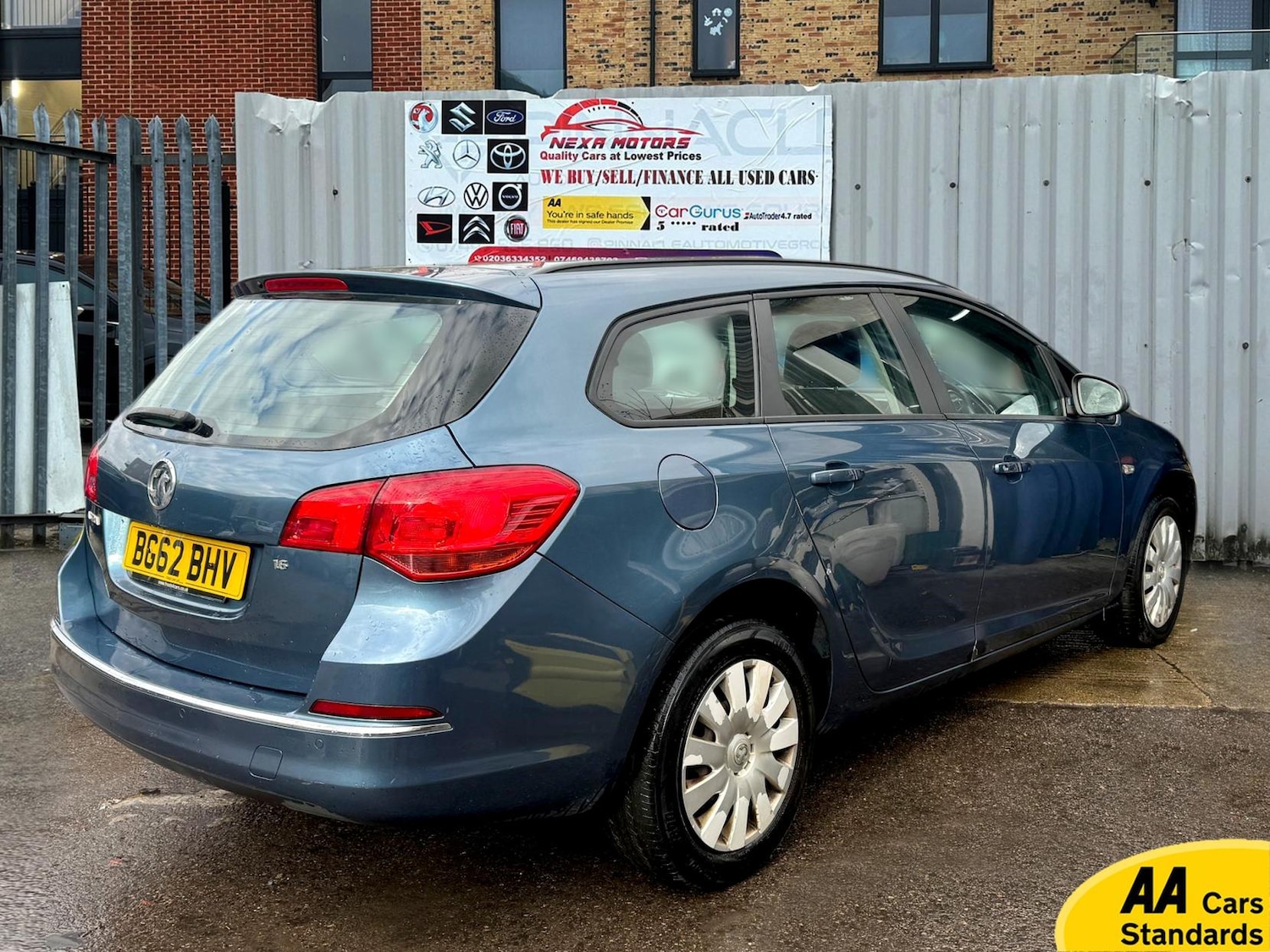 Used Vauxhall Astra 2012 for sale - 77456692: Photo 6