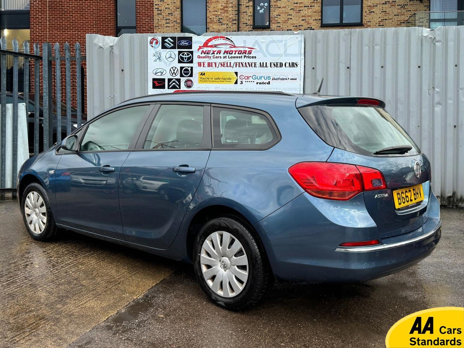 Used Vauxhall Astra 2012 for sale - 77456692: Photo 8