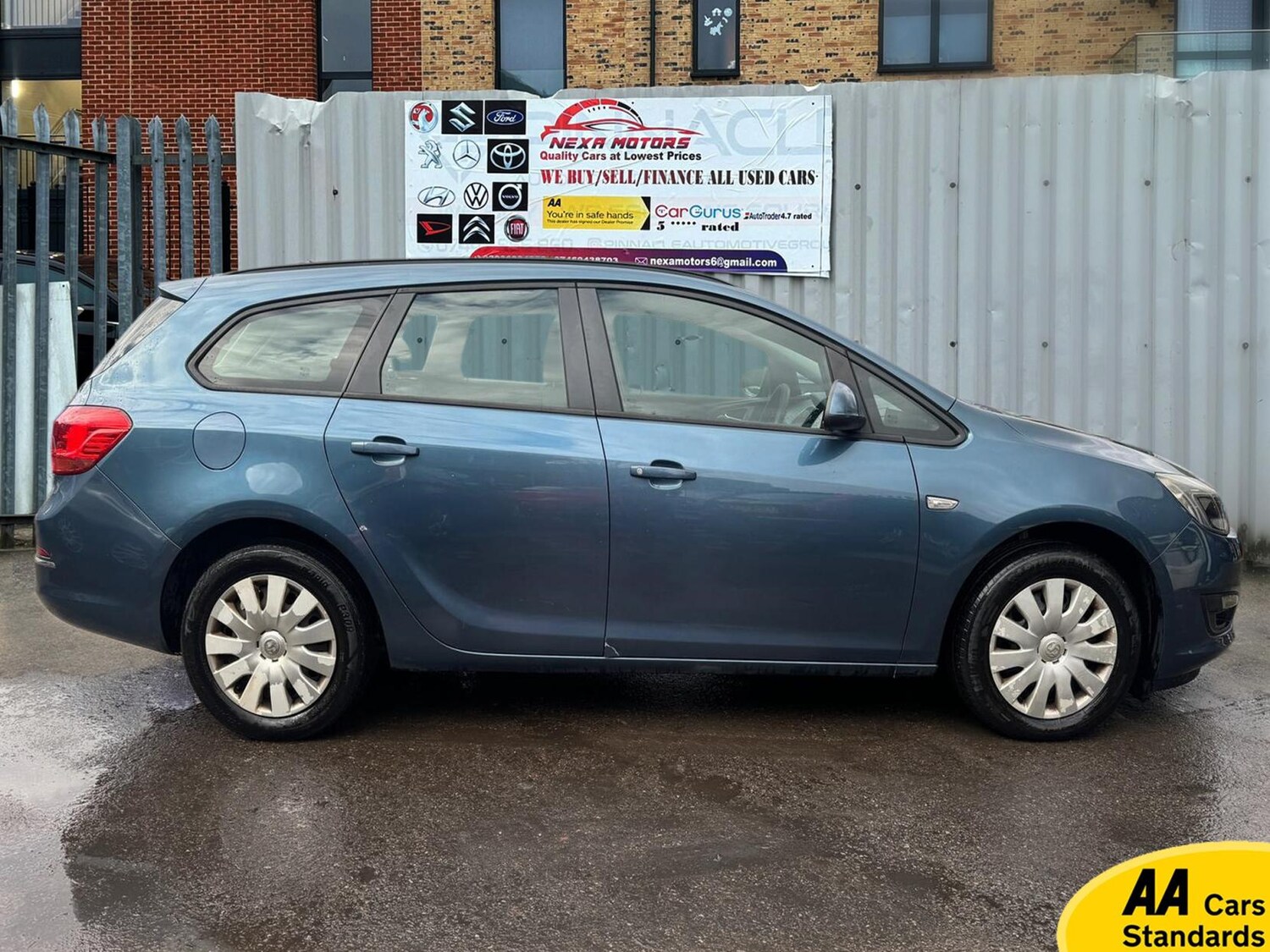 Used Vauxhall Astra 2012 for sale - 77456692: Photo 9