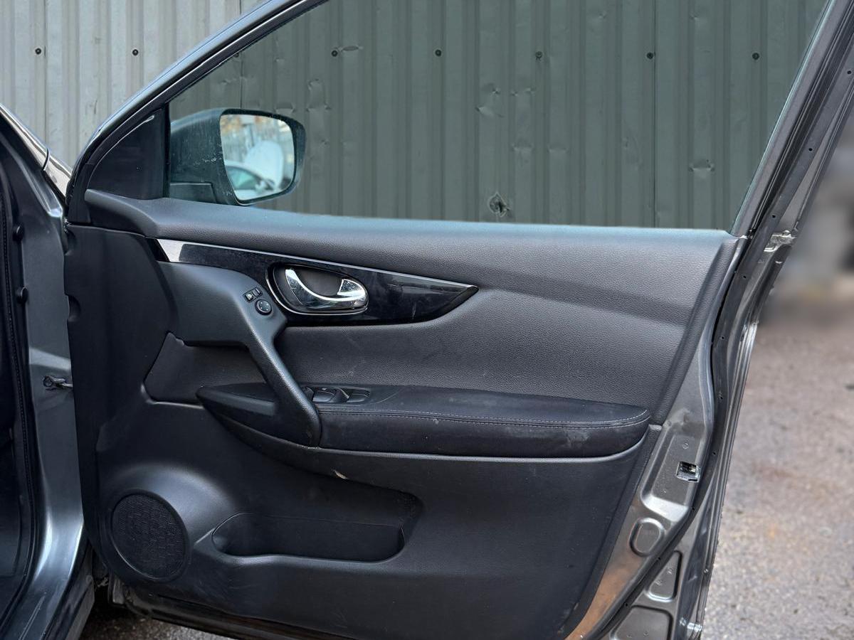 Used Nissan Qashqai 2015 for sale - 78025645: Photo 15