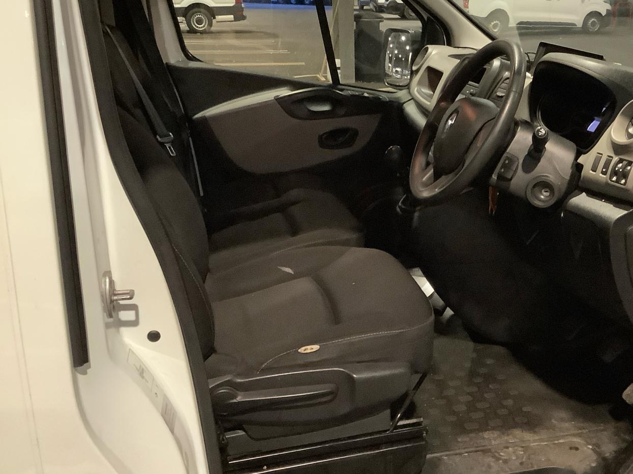 Used Renault Trafic 2017 for sale - 77456744: Photo 24