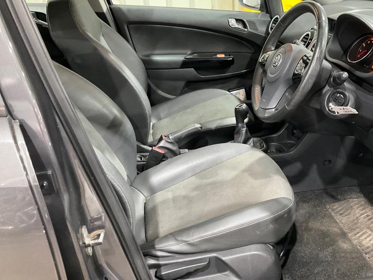 Used Vauxhall Corsa 2010 for sale - 77456700: Photo 6