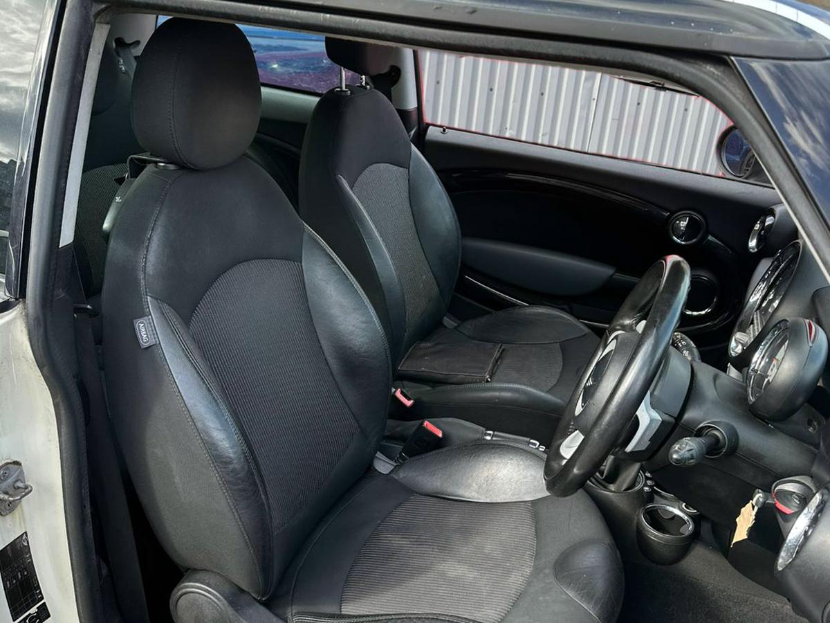 Used MINI Hatch 2010 for sale - 78011242: Photo 23