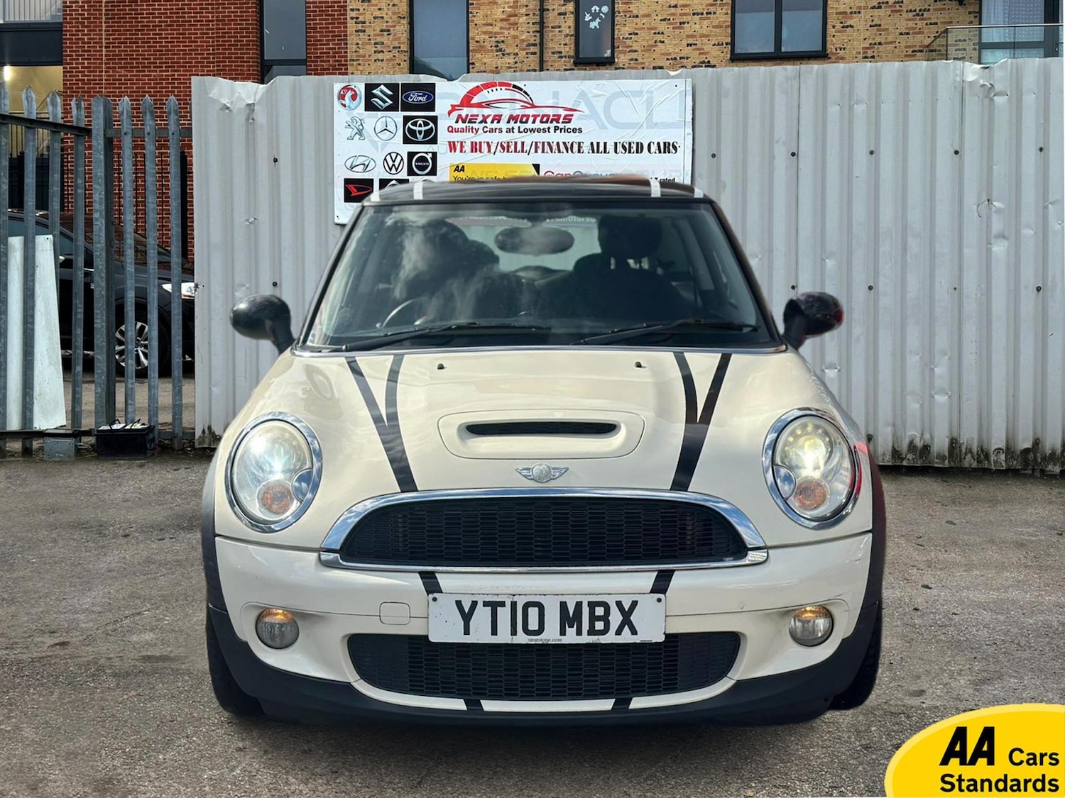 Used MINI Hatch 2010 for sale - 78011242: Photo 5