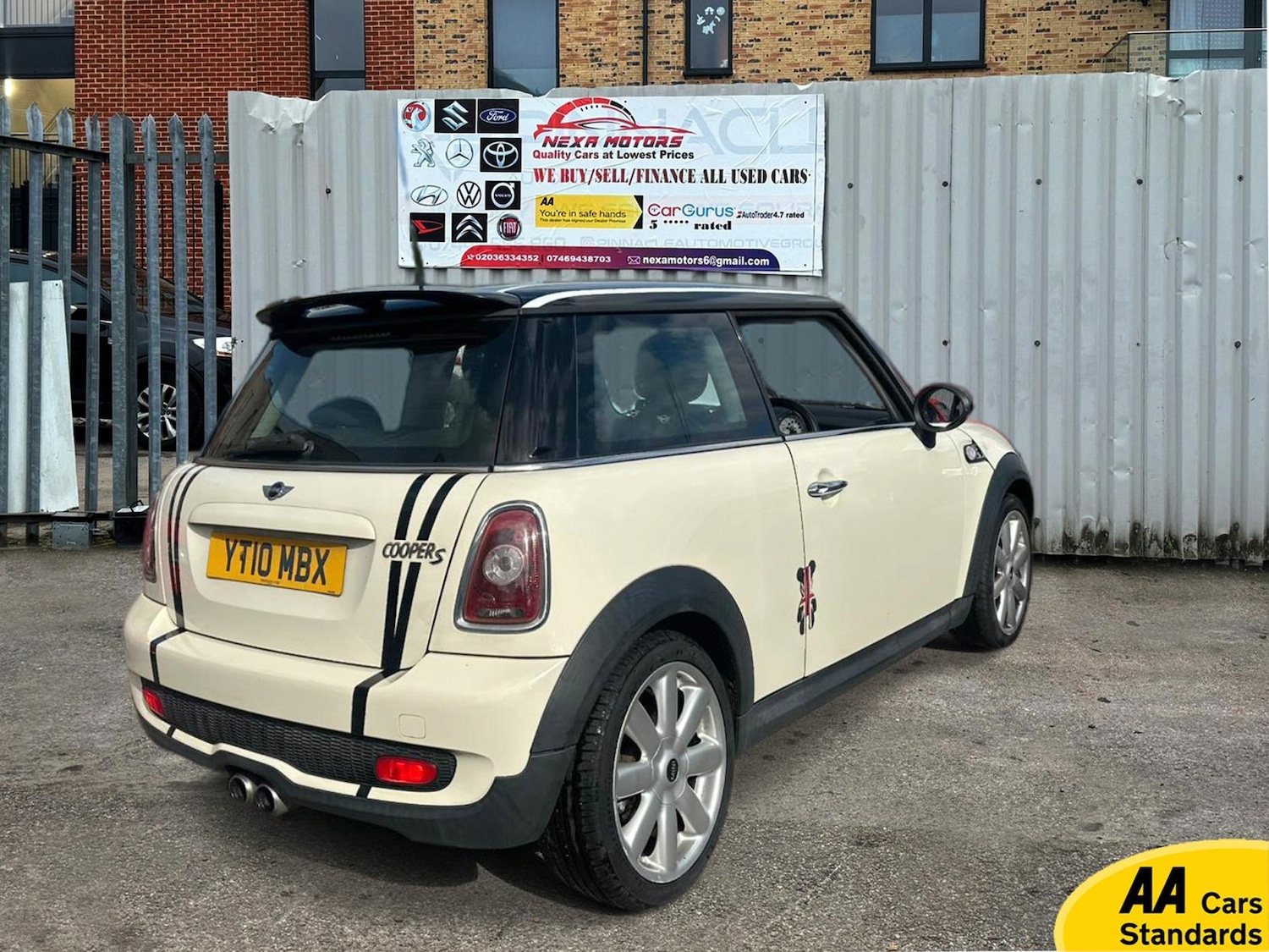 Used MINI Hatch 2010 for sale - 78011242: Photo 7