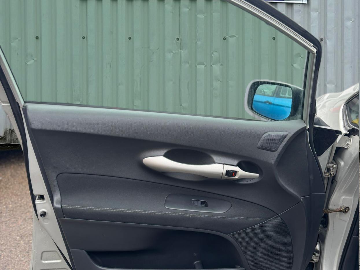 Used Toyota Auris 2009 for sale - 77662150: Photo 15