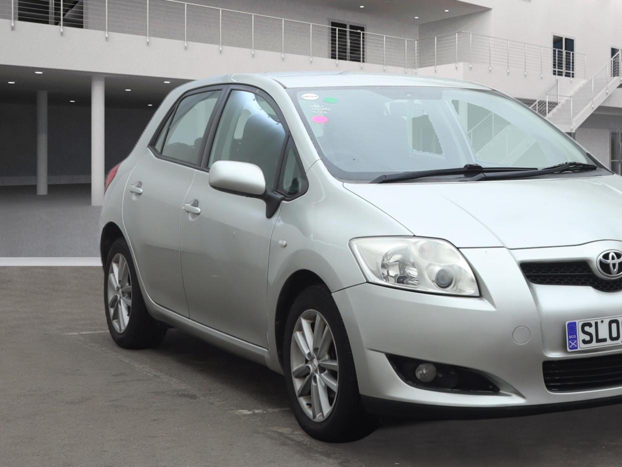 Used Toyota Auris 2009 for sale - 77662150: Photo 2
