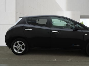 Used Nissan Leaf 2015 for sale - 78821203: Photo