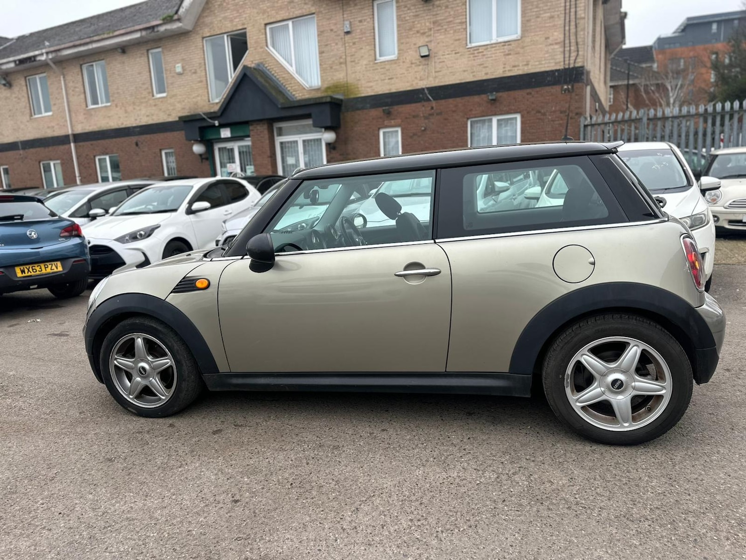 Used MINI Hatch 2008 for sale - 77778708: Photo 10