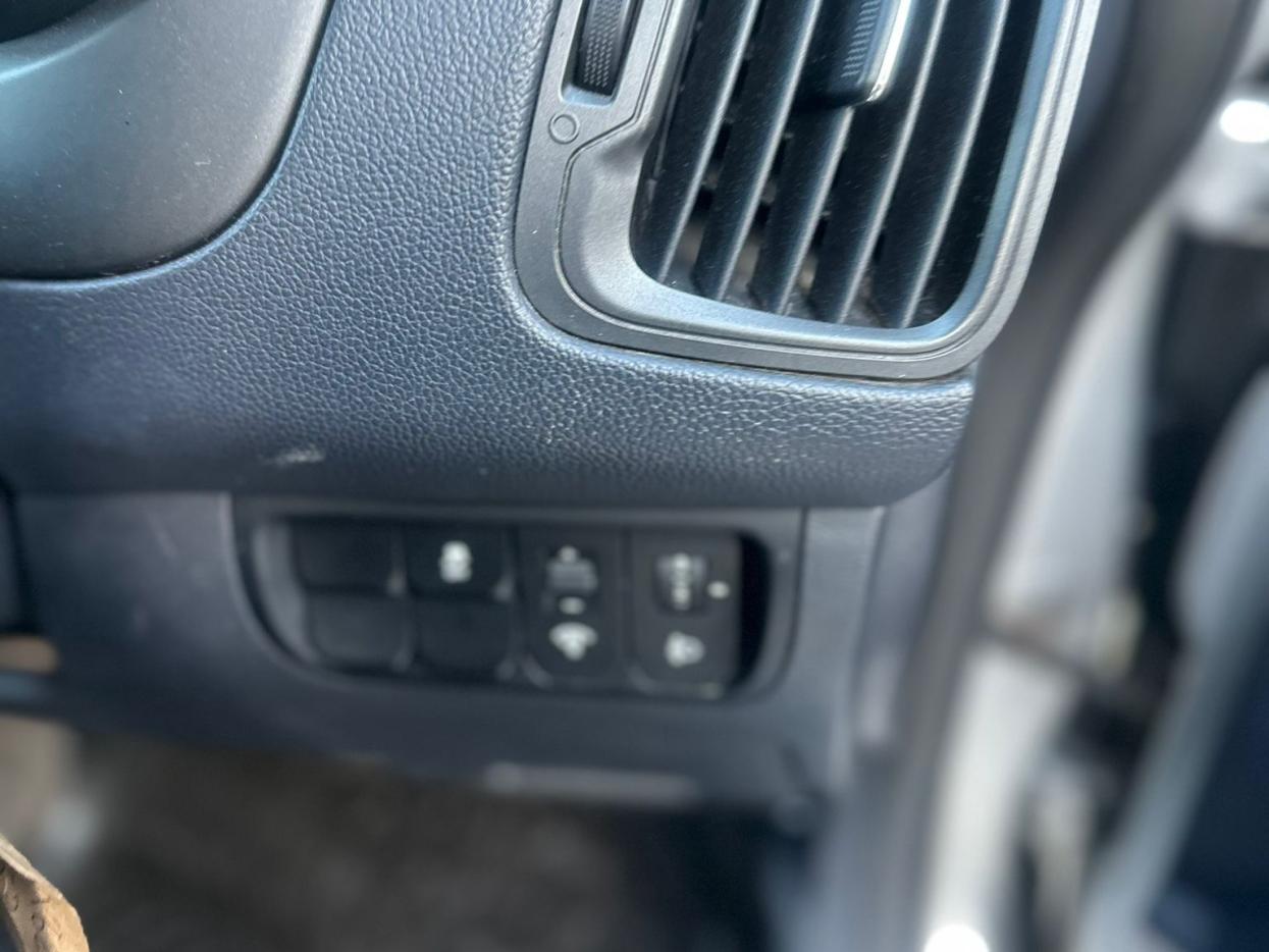 Used Kia Rio 2012 for sale - 77456739: Photo 25